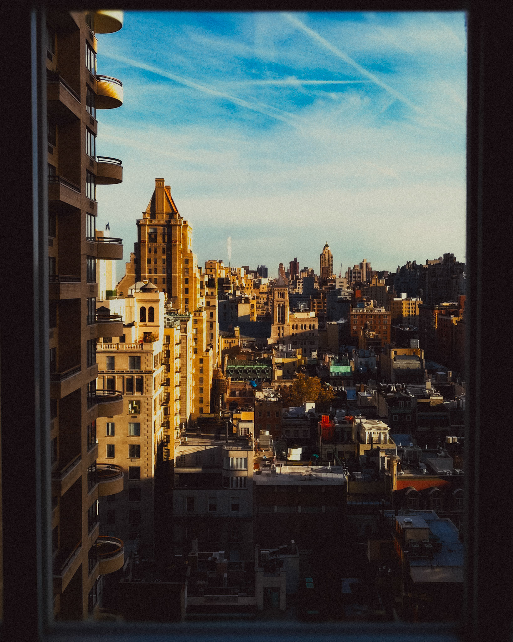 The Manhattan skyline from The Pierre a Taj Hotel, Manhattan, New York City, USA, December 2017, Huawei Mate 9 Pro.