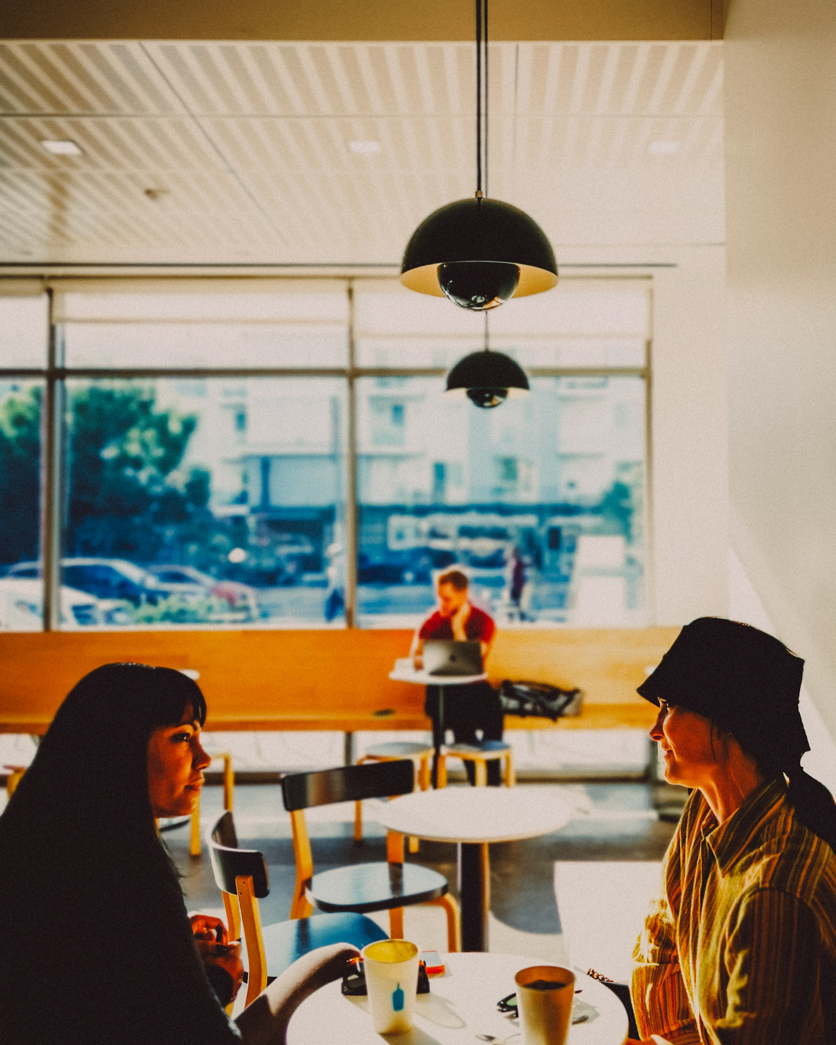Blue Bottle Coffee, Mid City West, Los Angeles, California, USA, October 2019, Huawei P30 Pro.