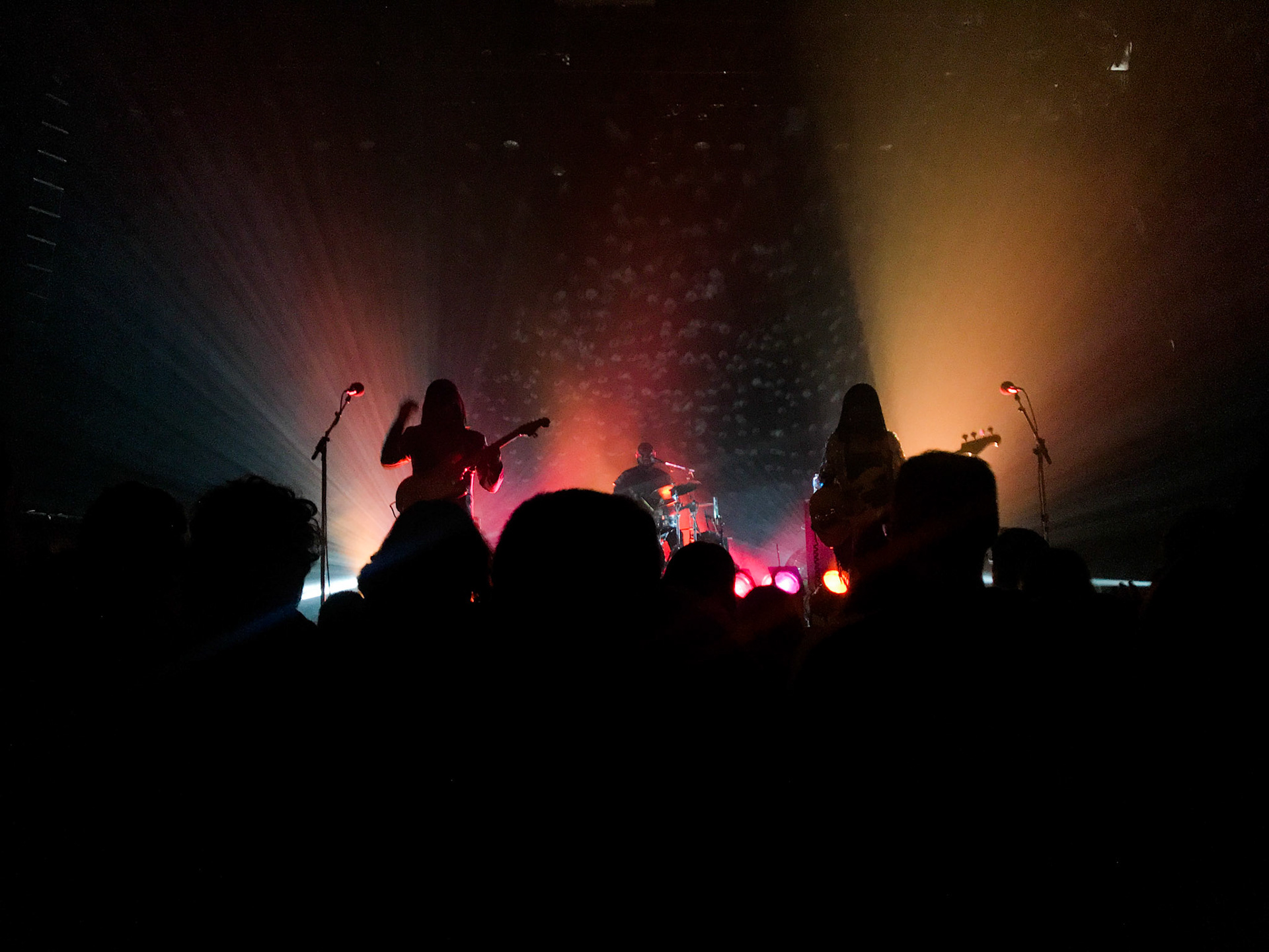 Khruangbin 2018
