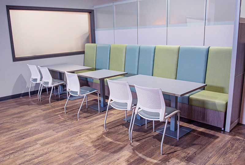 Kentwood Office - 21 | CAFE TABLE + BOOTHS