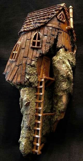 52. Private Collection - Long Ladder House