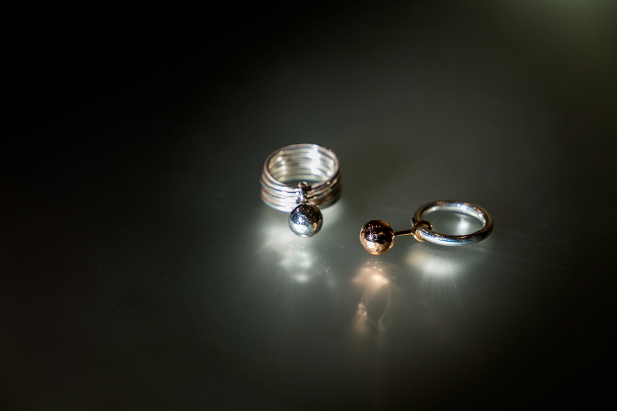 Bague Charm en argent 750€ - Bague graine du bonheur en argent et or rose 1100€