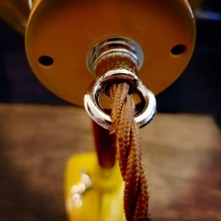 Vintage braided cable