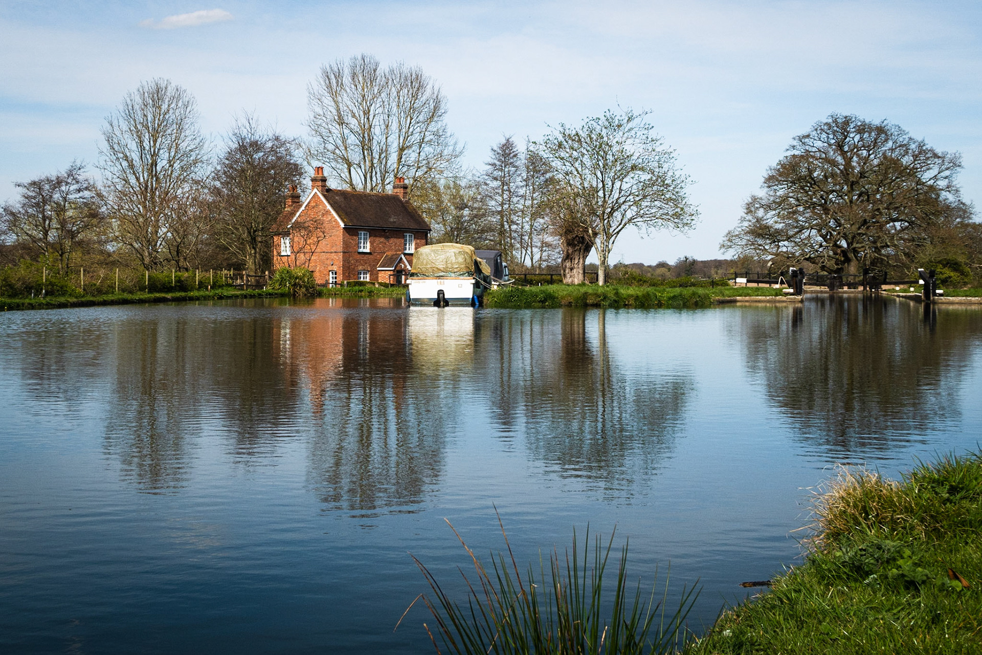 Papercourt lock cottage, Wey Navigation