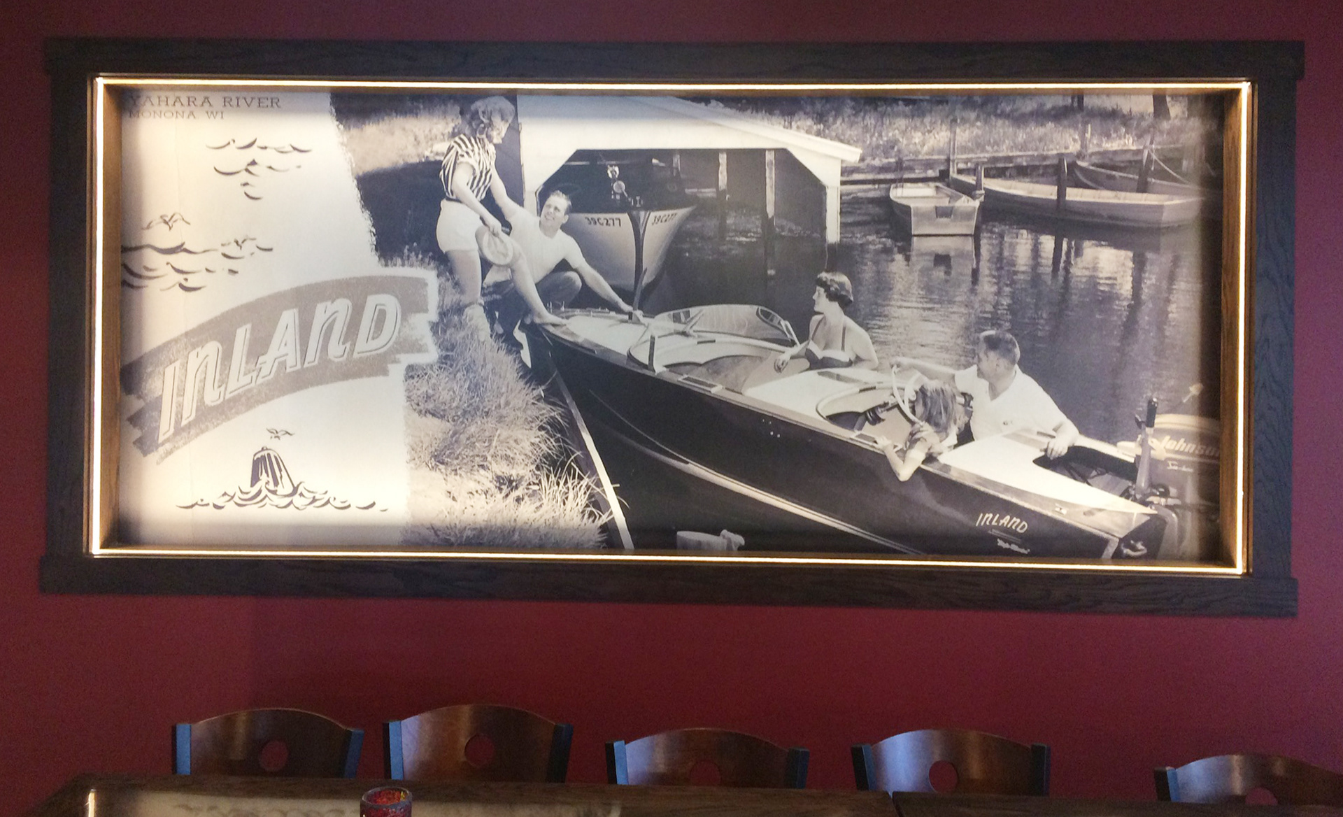 WALL MURALS / BUCK AND HONEYS RESTAURANT - WI