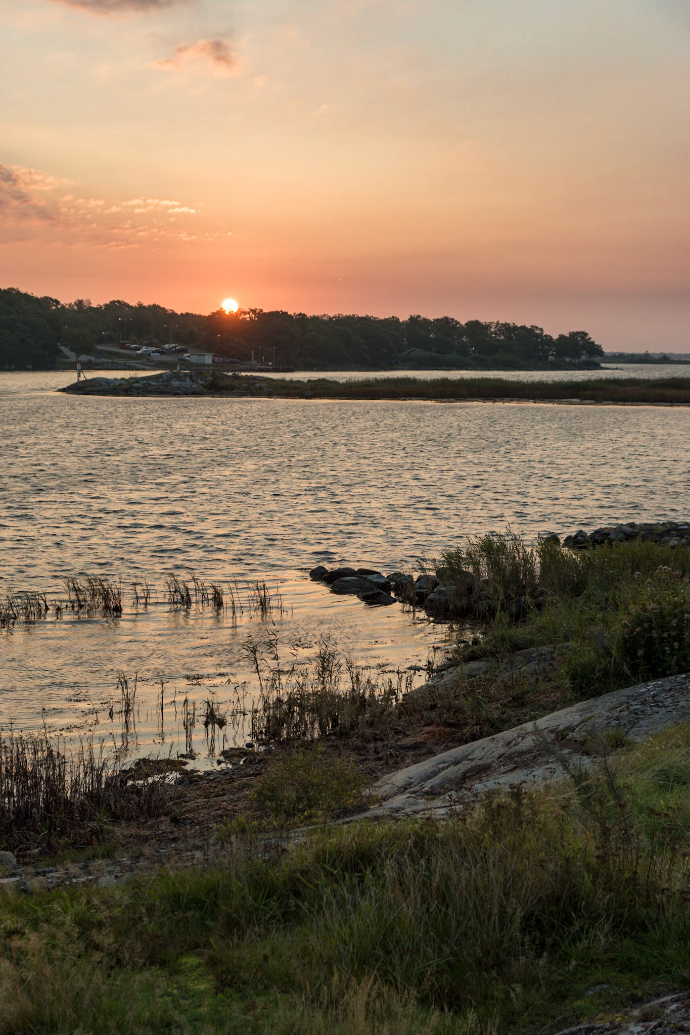 ISO 100 | 35 mm | f/4 | 1/250 s