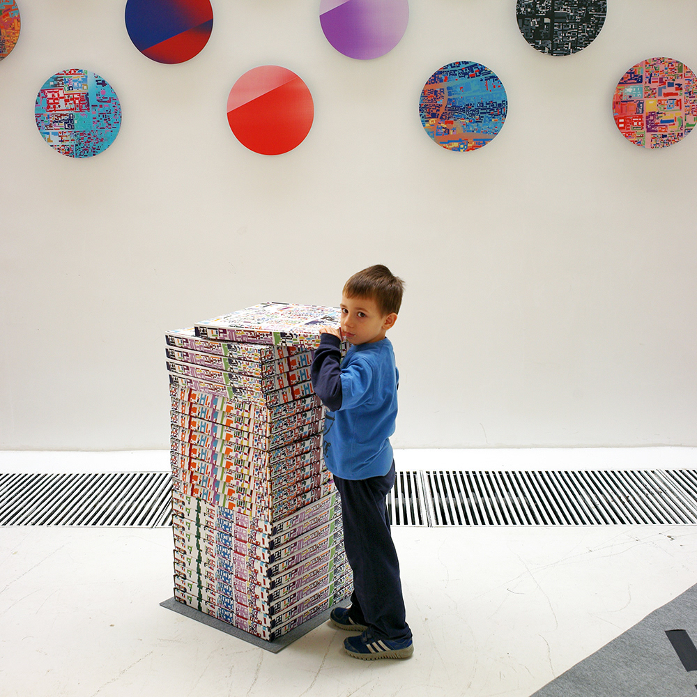 hutong , maps, lenticular, colorful discs, installation, exhibition,