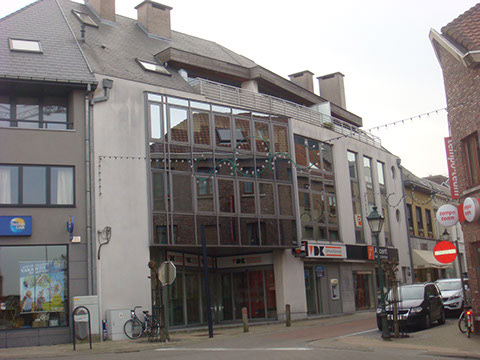 Residentie ASTRA, Stationsstraat 3/7 te Wetteren - 10 Entiteiten, 10 Gar/Par/SP - Syndicus sedert 7 december 2011 - AV periode 01-15 maart - Astra@VastgoedbeheerDeVuyst.be