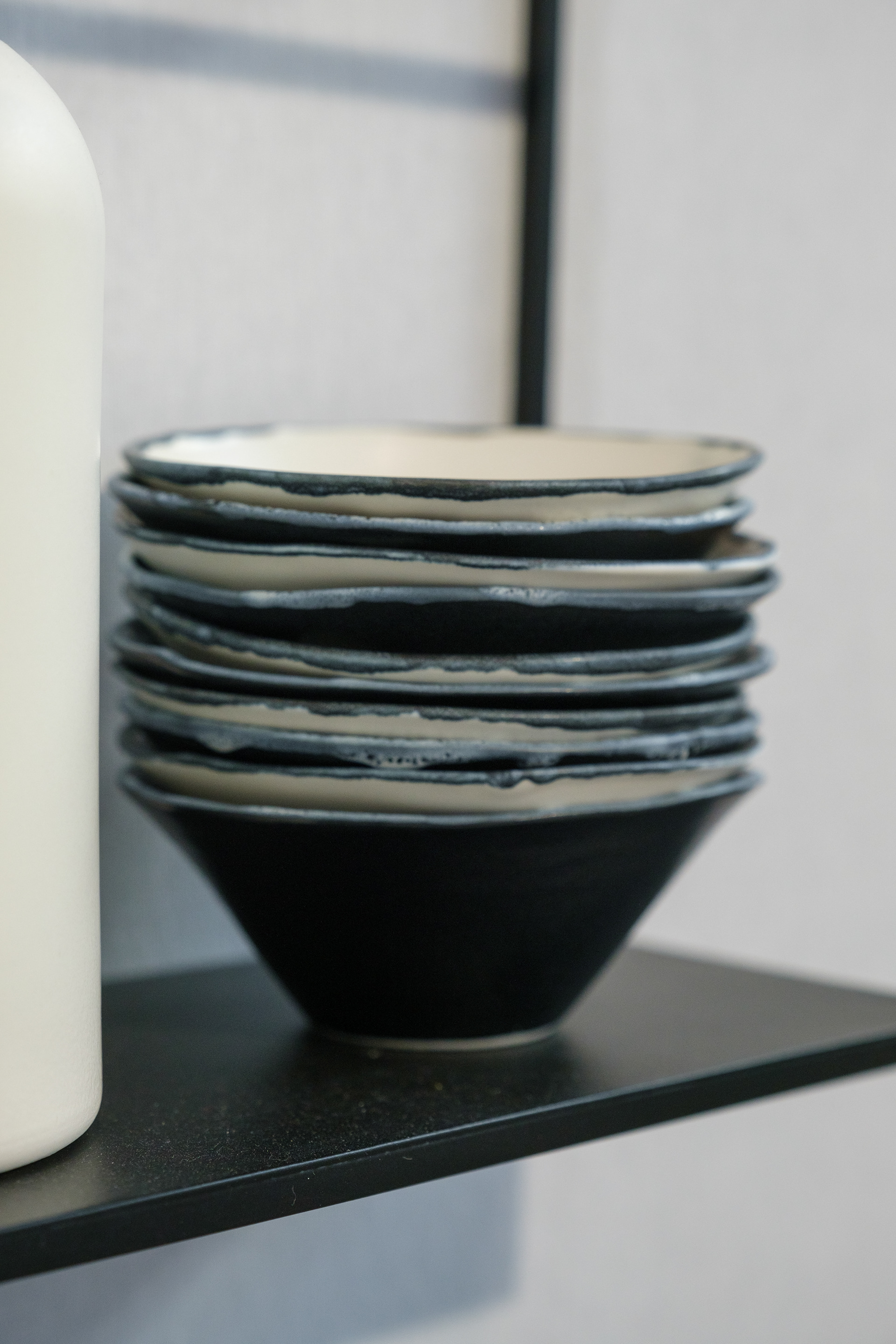 Coupelle + liseré porcelaine blanche & noire - 19€