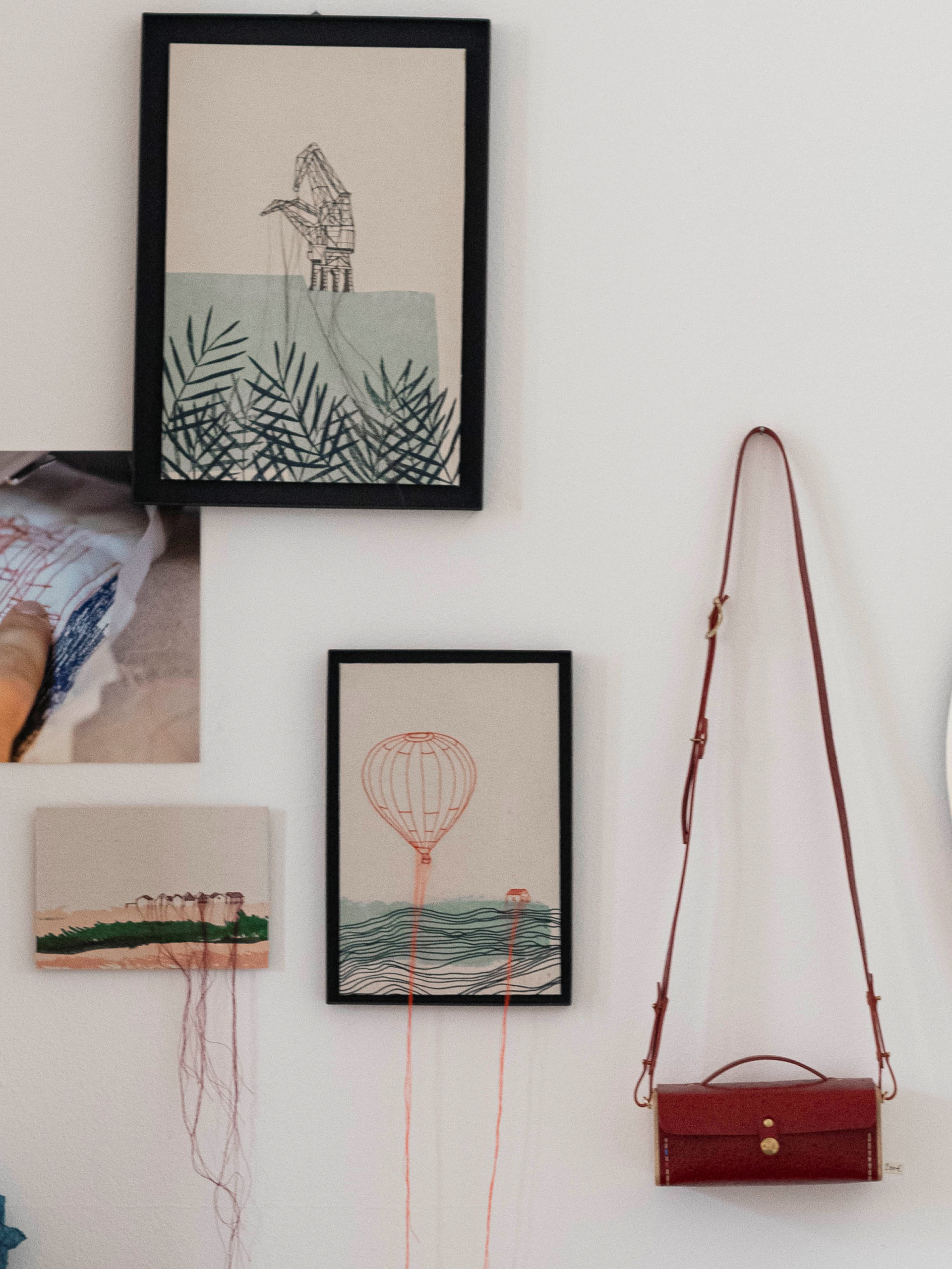 Illustration brodée encadrée format A5 50€ / format A3 130€