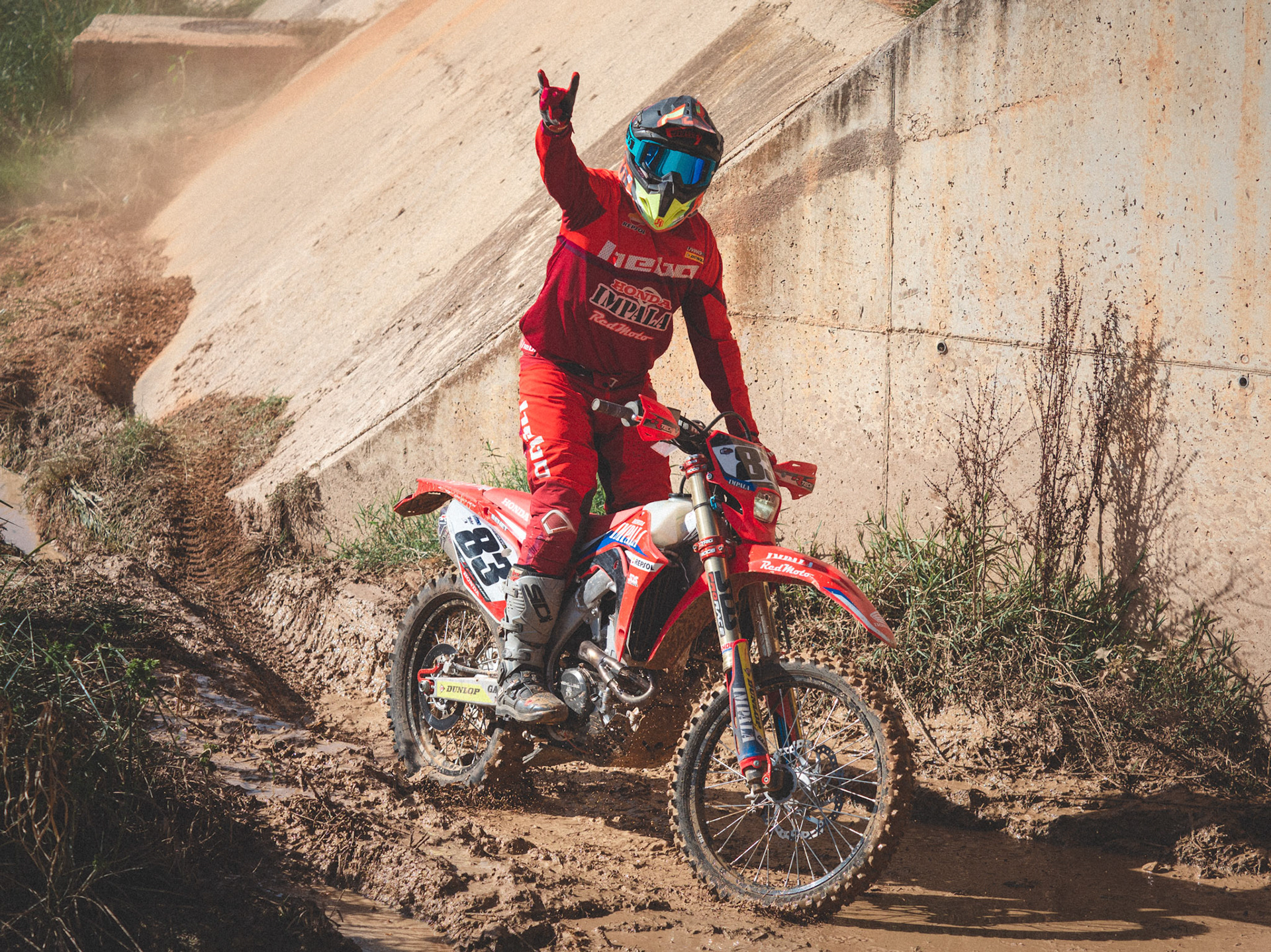 ENDURO CABANES