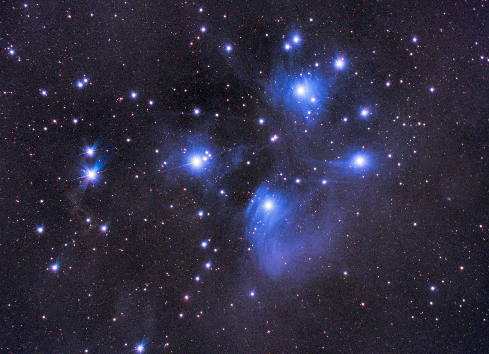 M45 The Pleiades ( The Seven Sisters)