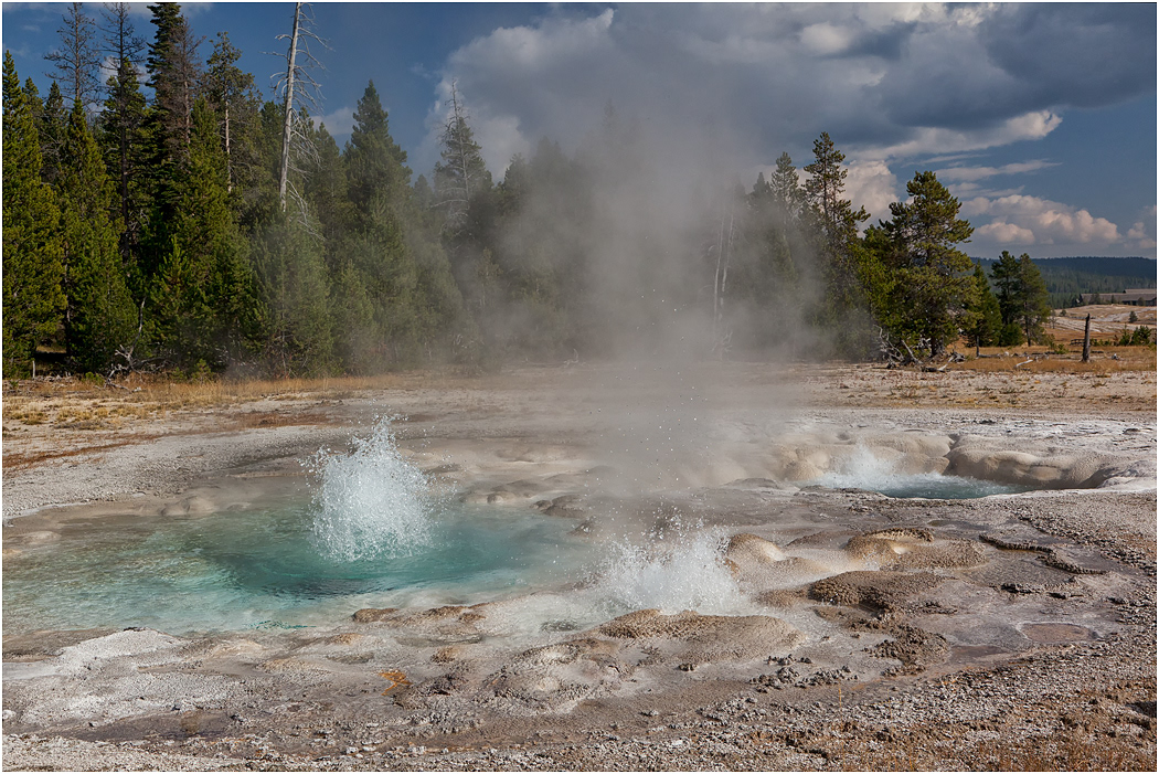 Spasmodic Geyser, Upper Geyser Basin, Yellowstone NP