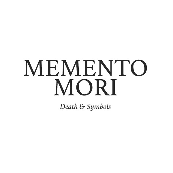 Momento more перевести на русский. Надпись моменто море. Memento Mori надпись. Memento Mori шрифт. Memento Mori тату.