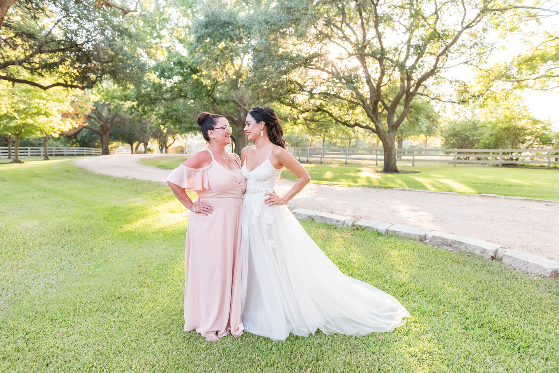 Wedding Day Photos taken in Brenham, TX by Wedding Photographer Aaron Resop @ permavista ranch & resort, Brenham, TX 77833