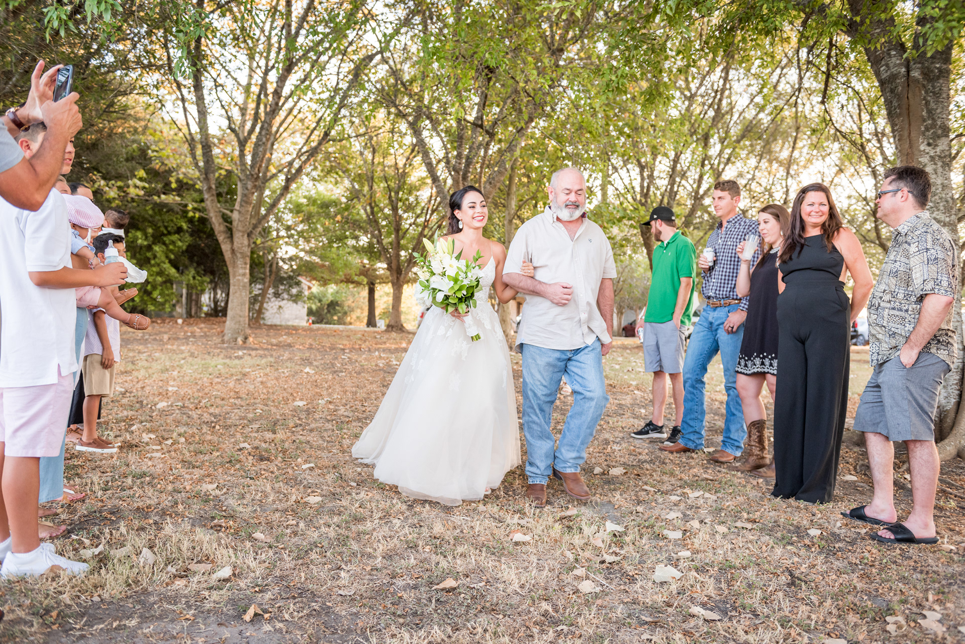Wedding Day Photos taken in Brenham, TX by Wedding Photographer Aaron Resop @ permavista ranch & resort, Brenham, TX 77833