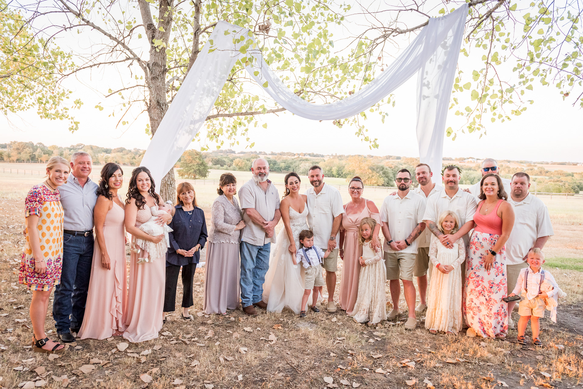 Wedding Day Photos taken in Brenham, TX by Wedding Photographer Aaron Resop @ permavista ranch & resort, Brenham, TX 77833