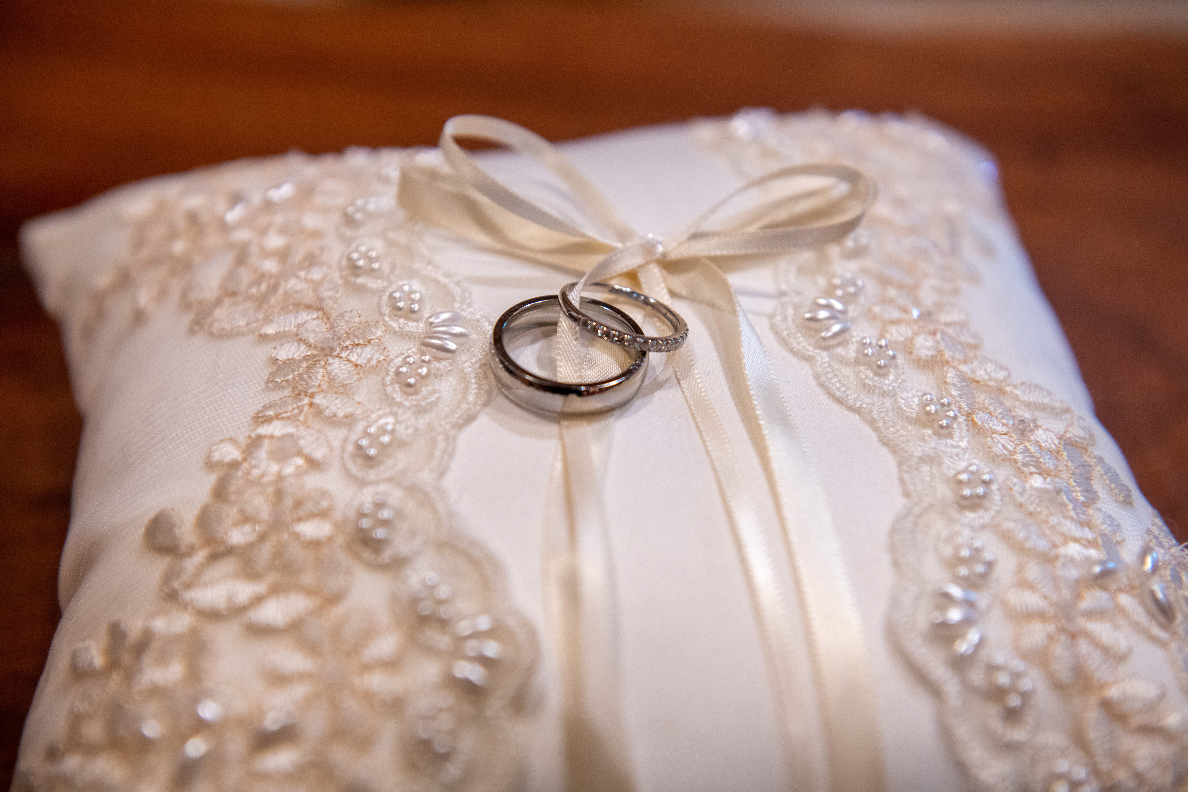 Wedding Day Photos taken in Seguin, TX by Wedding Photographer Aaron Resop @ Geronimo Oaks - Weddings and Events, 1377 Dietert Rd, Seguin, TX 78155