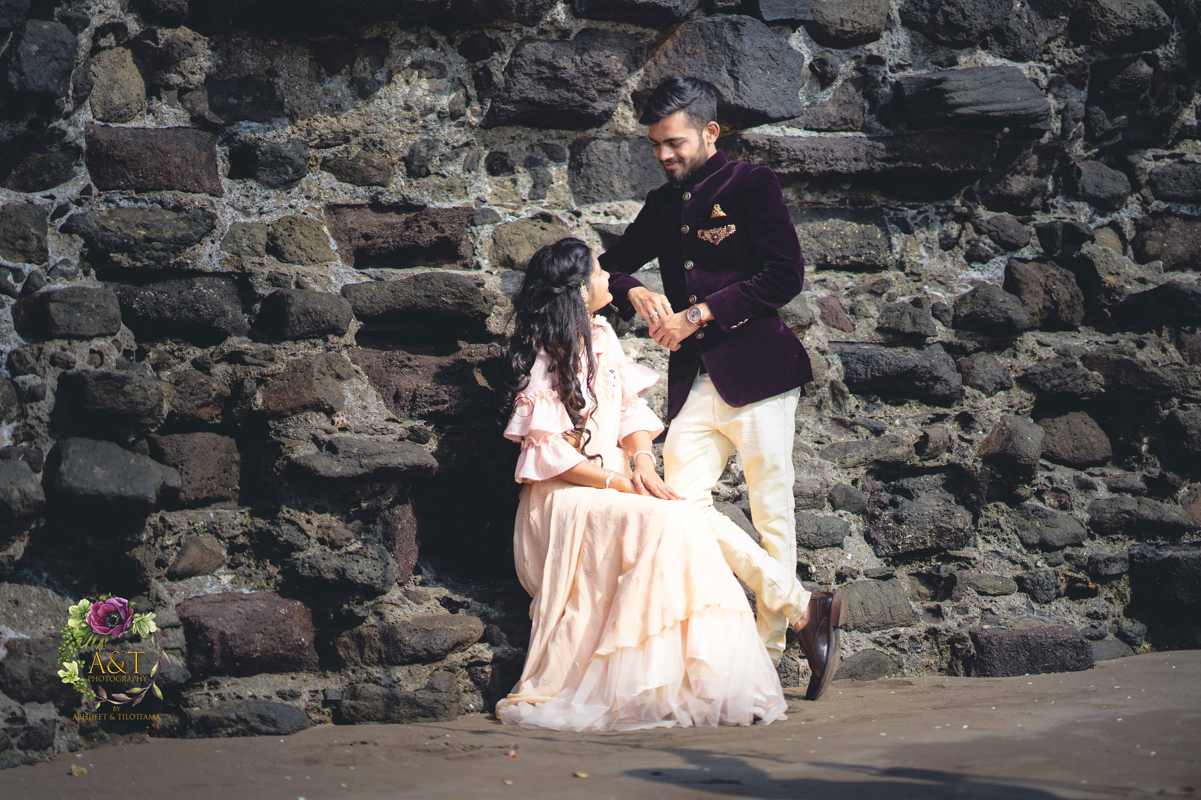 Dharmik & Jinal-Beautiful-fort-location-prewedding-photoshoot-at-revdanda-beach-alibag 09