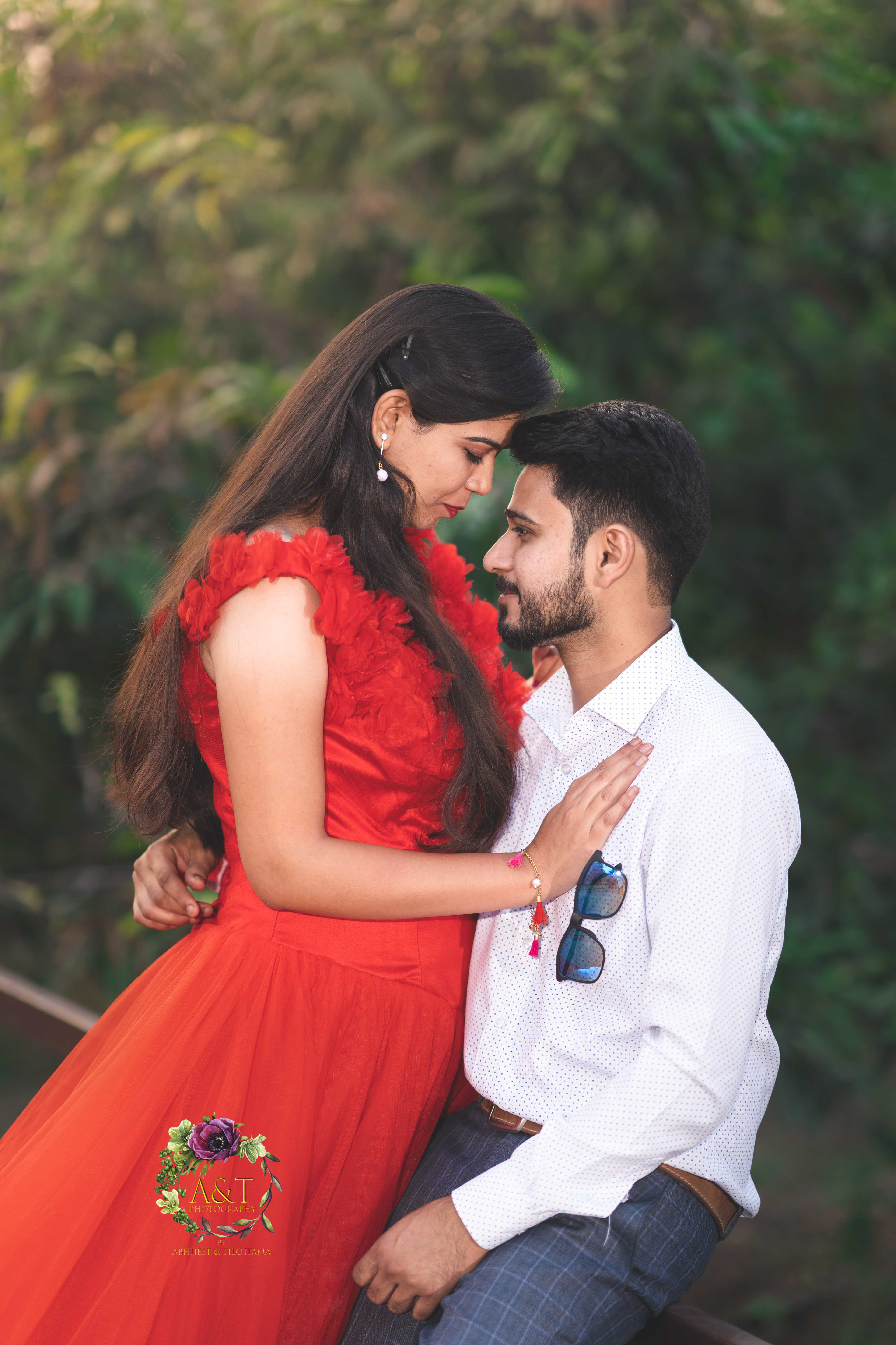 Indeed Vivek & Priyanka are very Romantic Couple