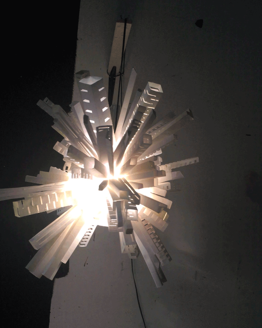 Paper light sculpture