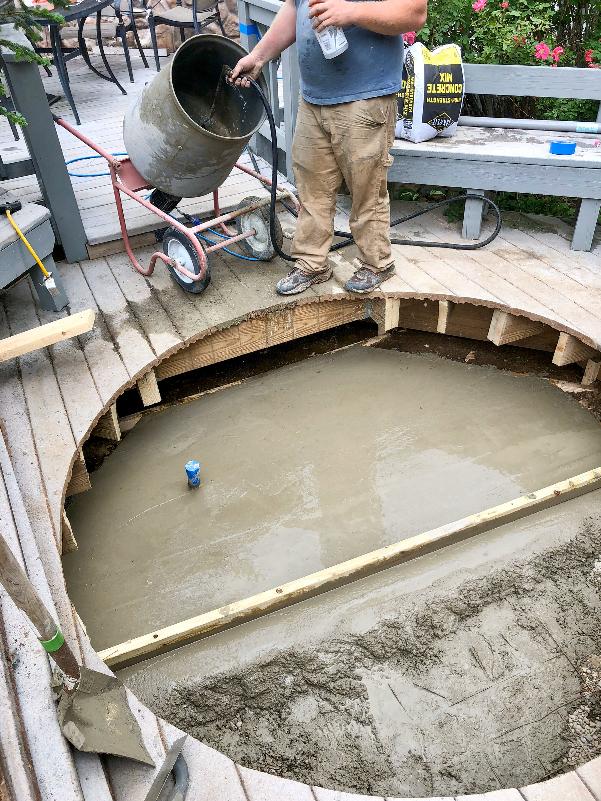 Peter Hollander Concrete Slab for Hot Tub