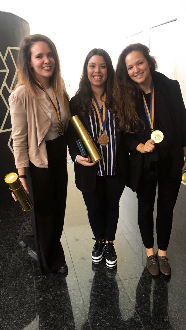 Recepção de medalha de ouro pela ULHT de reconhecimento e mérito, como consequência do nosso vídeo "SEE ACTIONS. NOT COLOURS." e do nosso prémio nas Nações Unidas, por termos feito um "(...)excelente trabalho, dignamente premiado, bem como pela projeção do nome da Universidade Lusófona nas mais altas instâncias mundiais(...)"