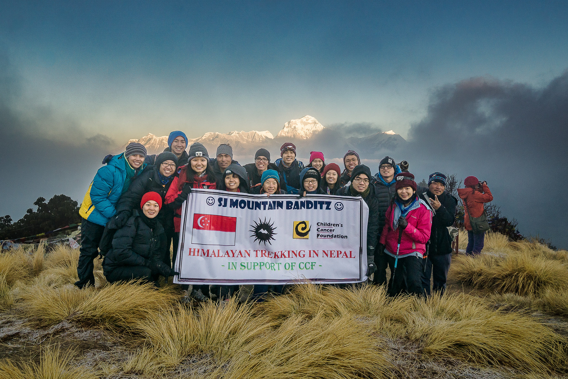 Team Photo at Poon Hill