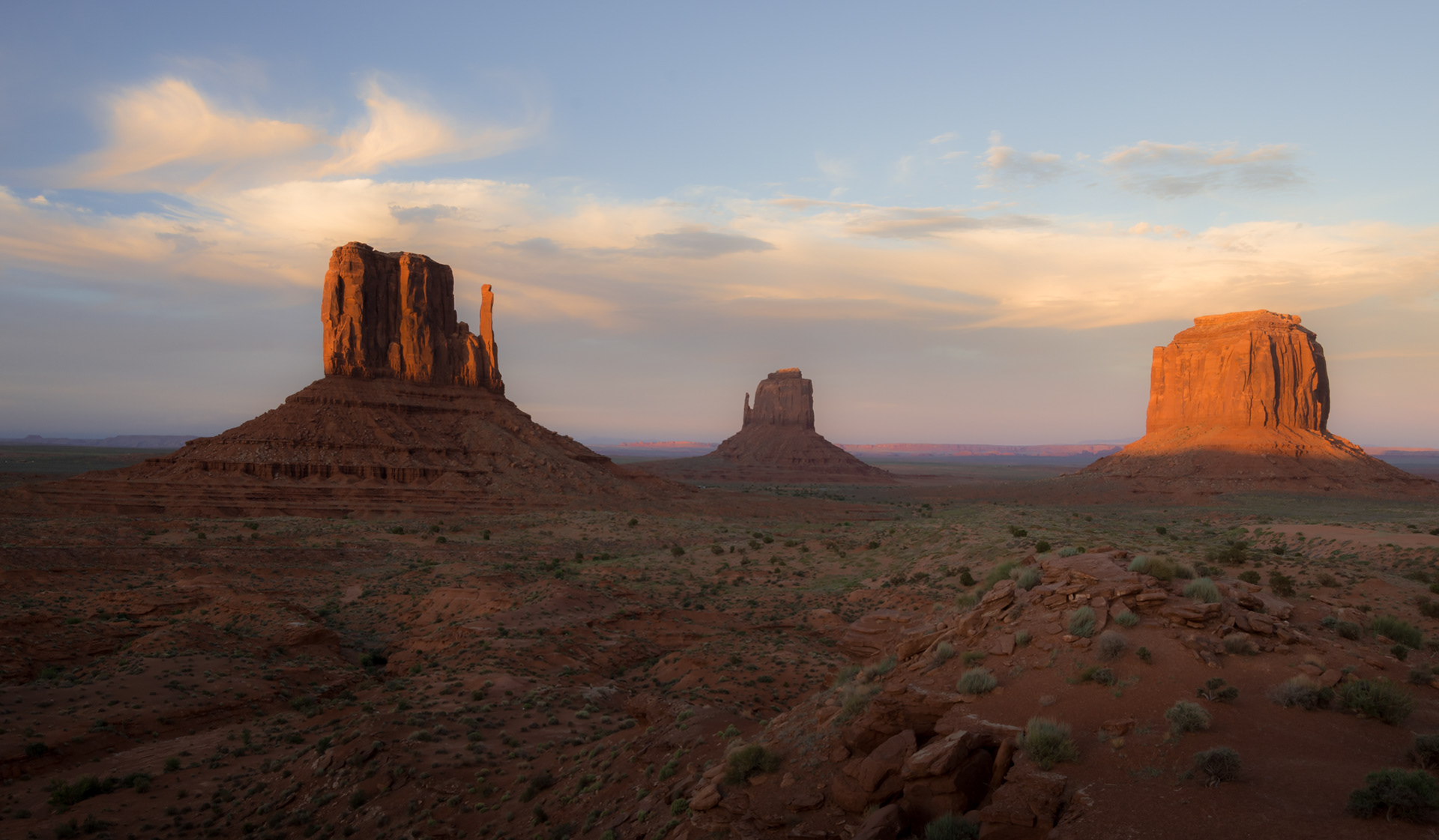 monument valley sunset