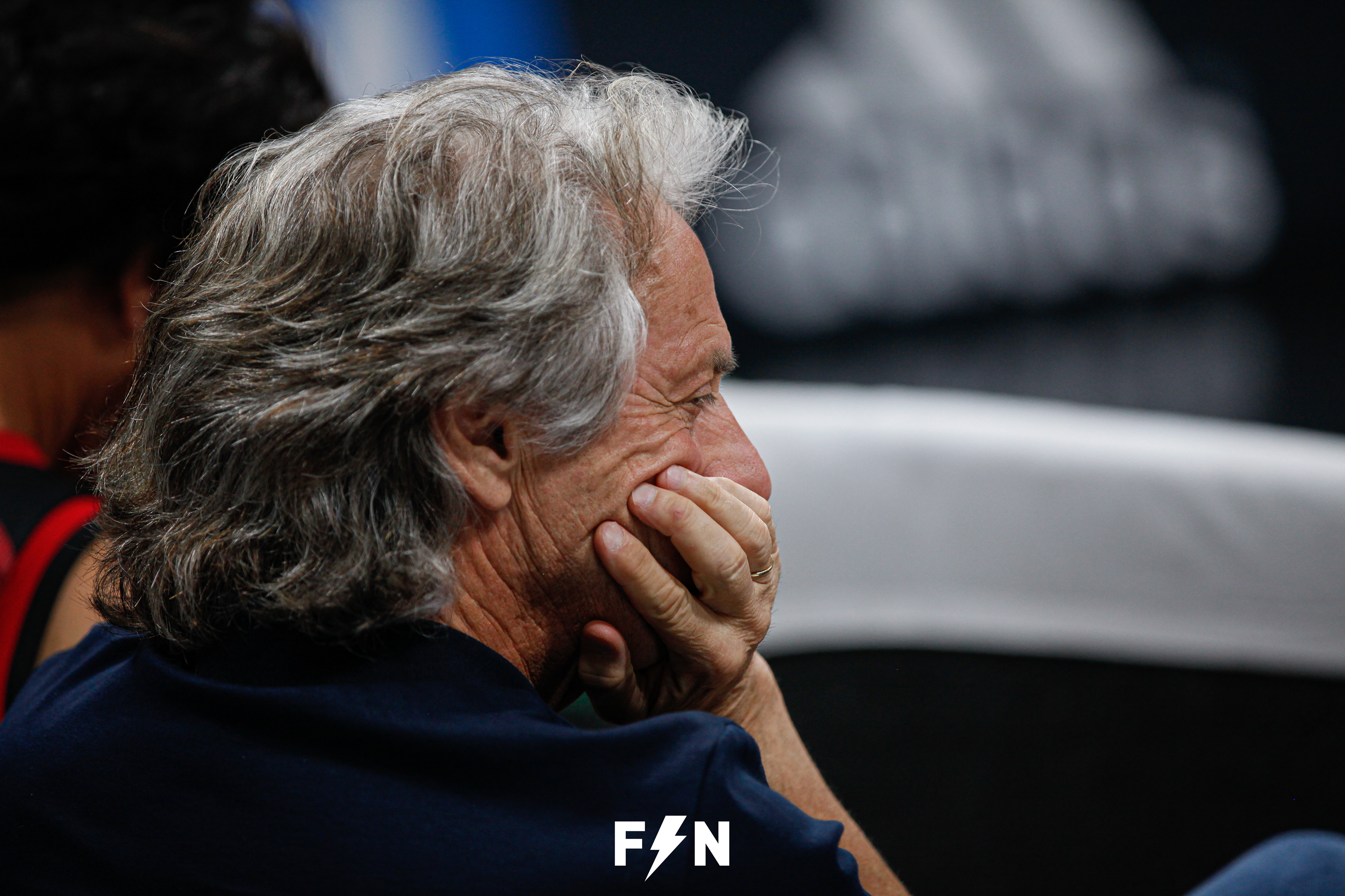 Jorge jesus, gabriel barbosa (gabigol), filipi luis e joão de deus marcam presença no jogo da Basketball Champions League Americas 2020