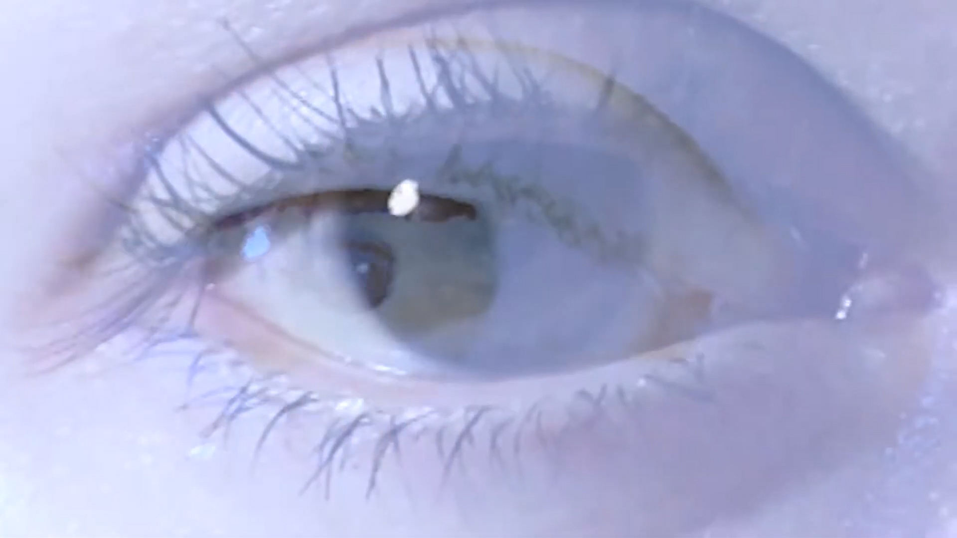 Eye RIGHT still