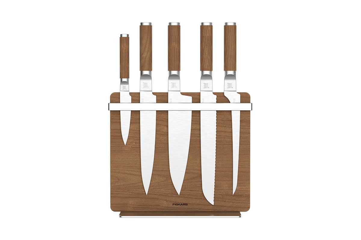 fiskars knife block with 5 knives