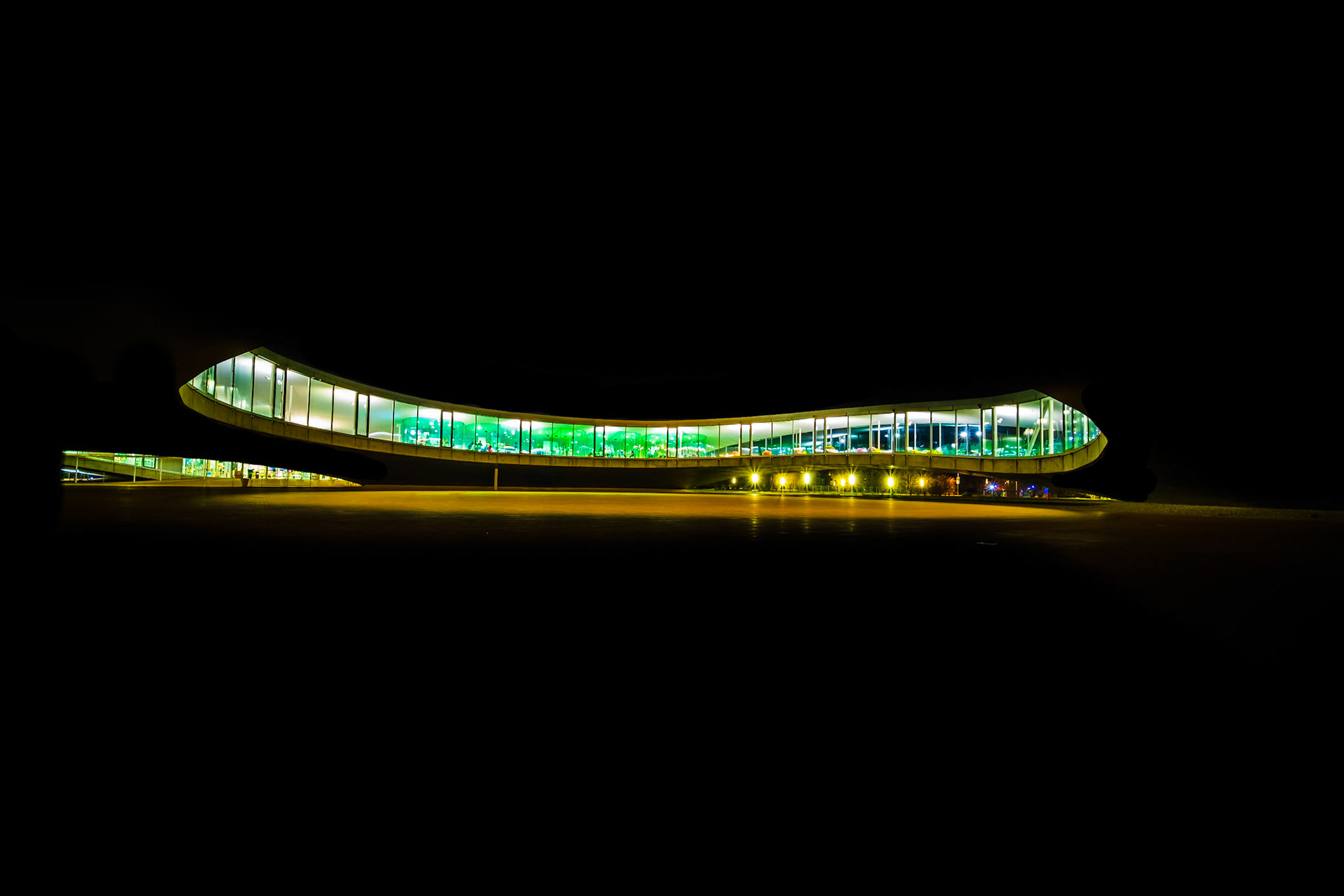 Rolex Learning Center at night