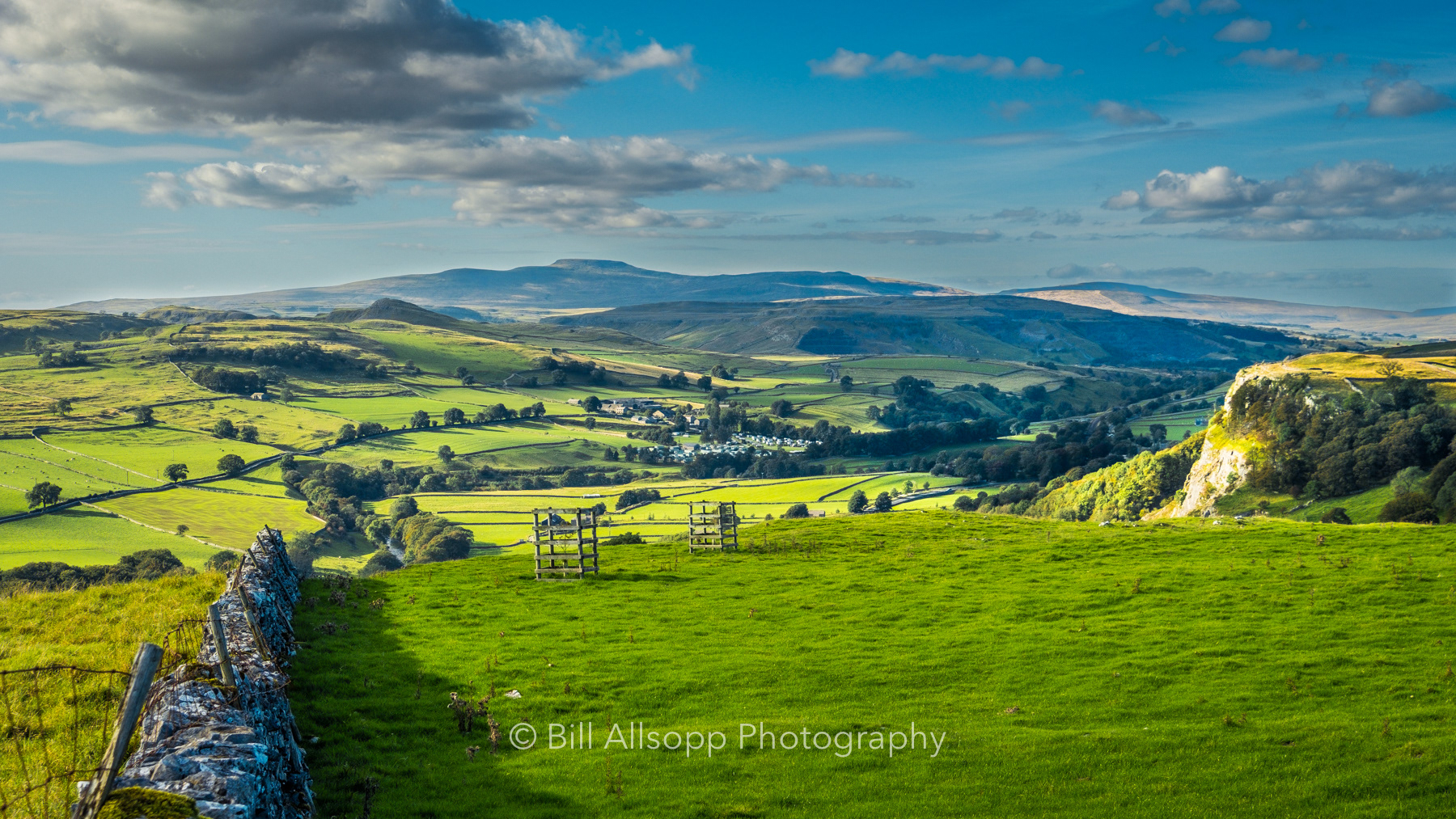 View across Yorkshire Dales moorland to Widdale fell.