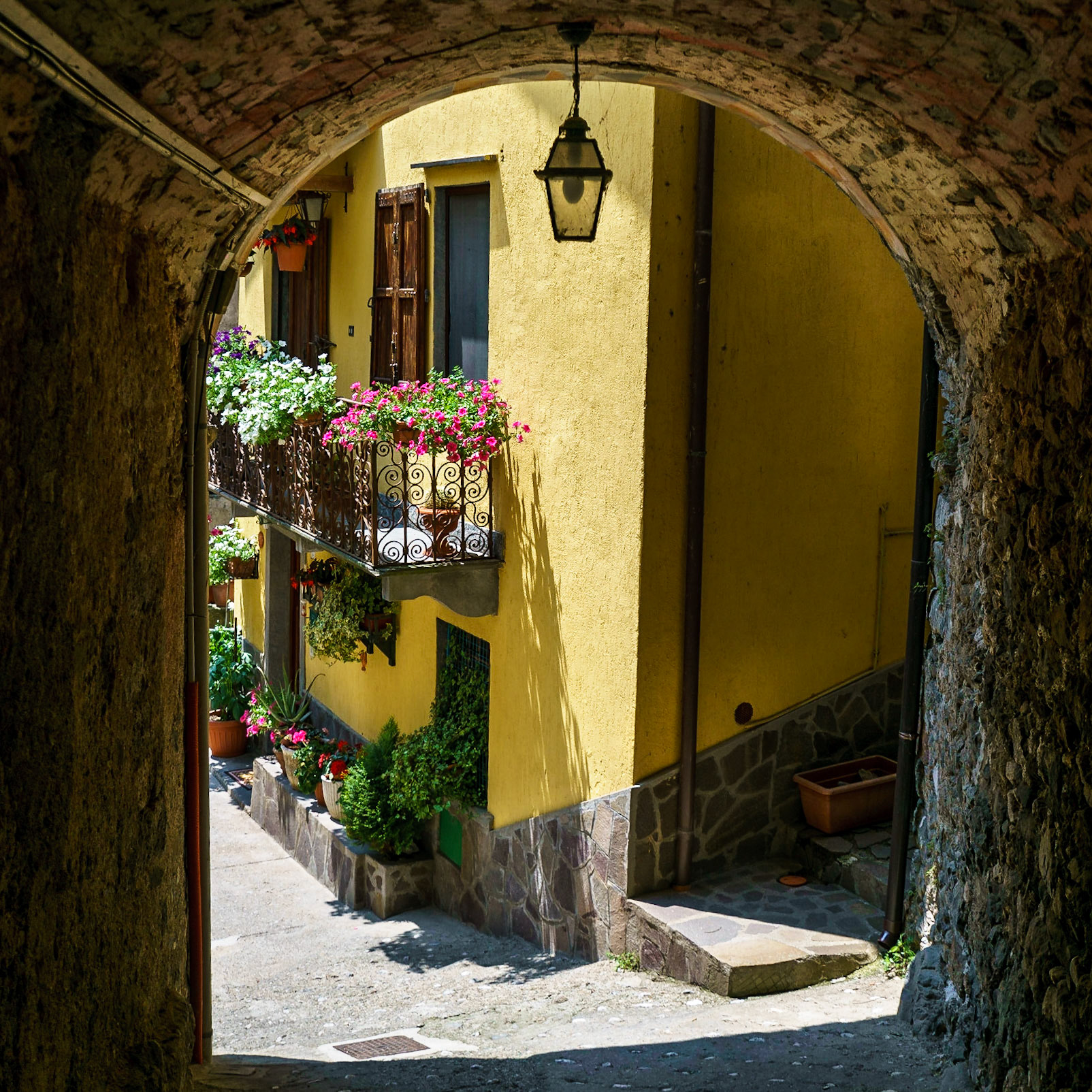 Archway in Fornovolasco