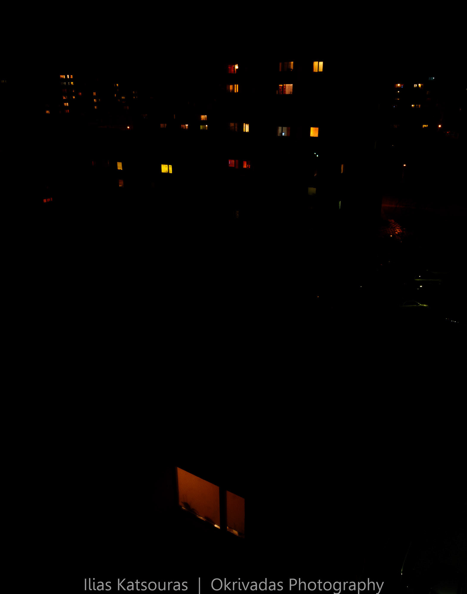 windows,night,light,city,urban,παράθυρα,βράδυ,πόλη,φώτα