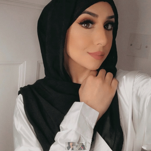 Sabrina Osmani (UK) UX Designer at Lloyds Bank