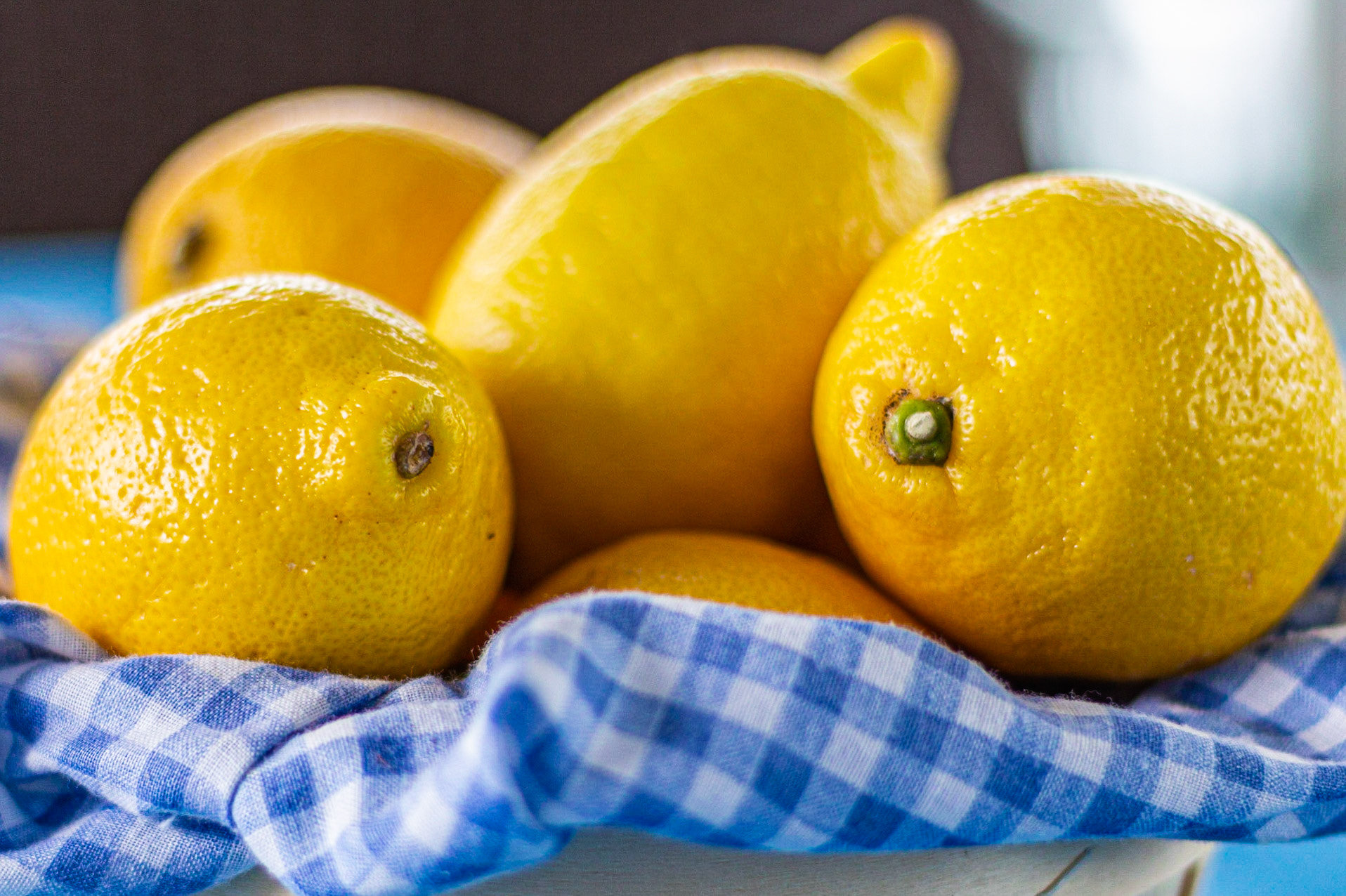 Jaune