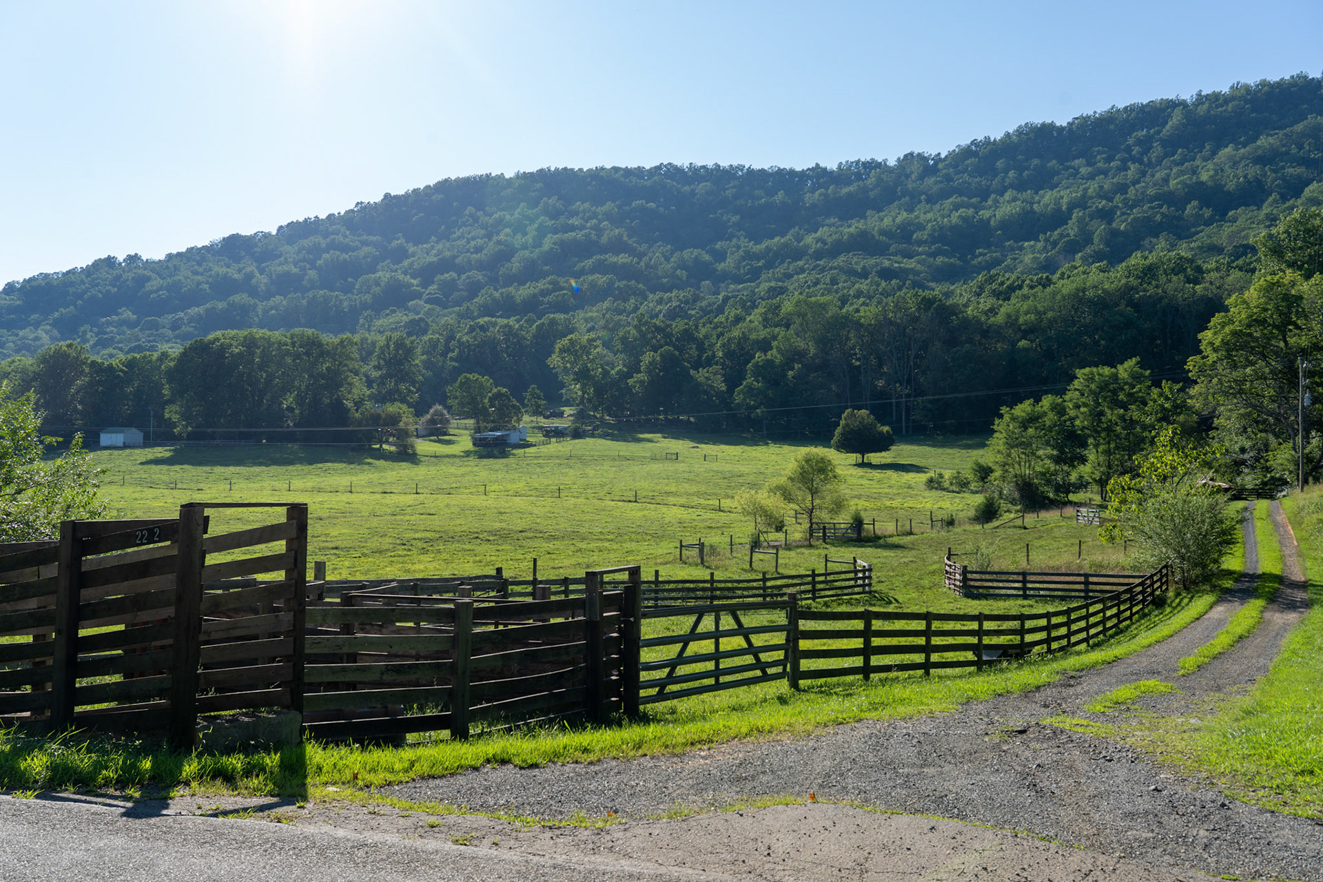 Old Lynchburg Rd, Charlottesville, VA. 2019.