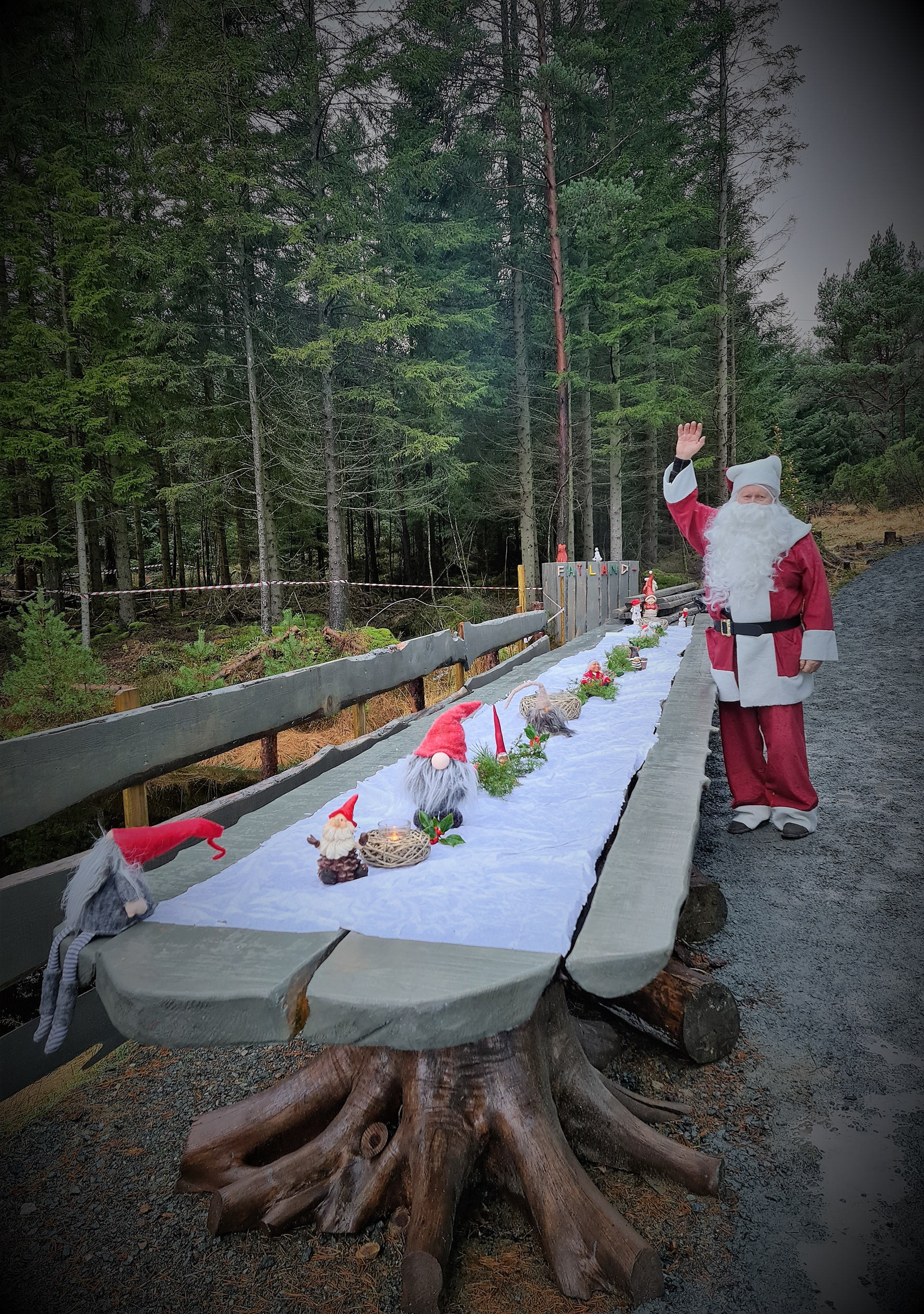 Offisiell opning ved låvenissen på veslejulaftan 2020.