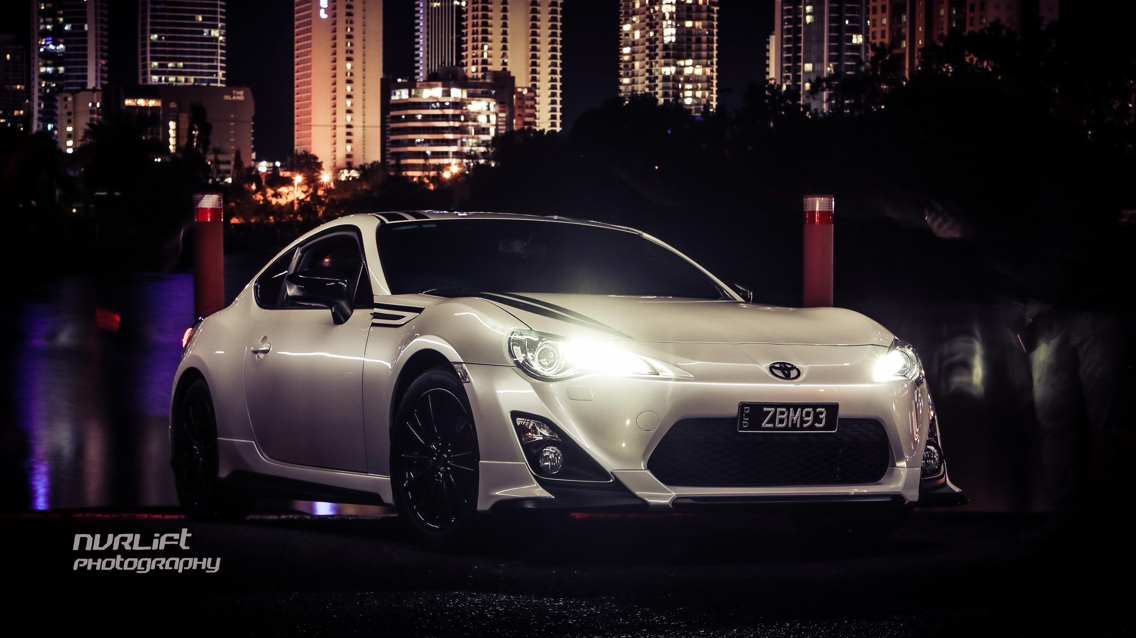 Toyota 86 Blackline Edition - shot on the Isle of Capri boat ramp in Surfers Paradise.