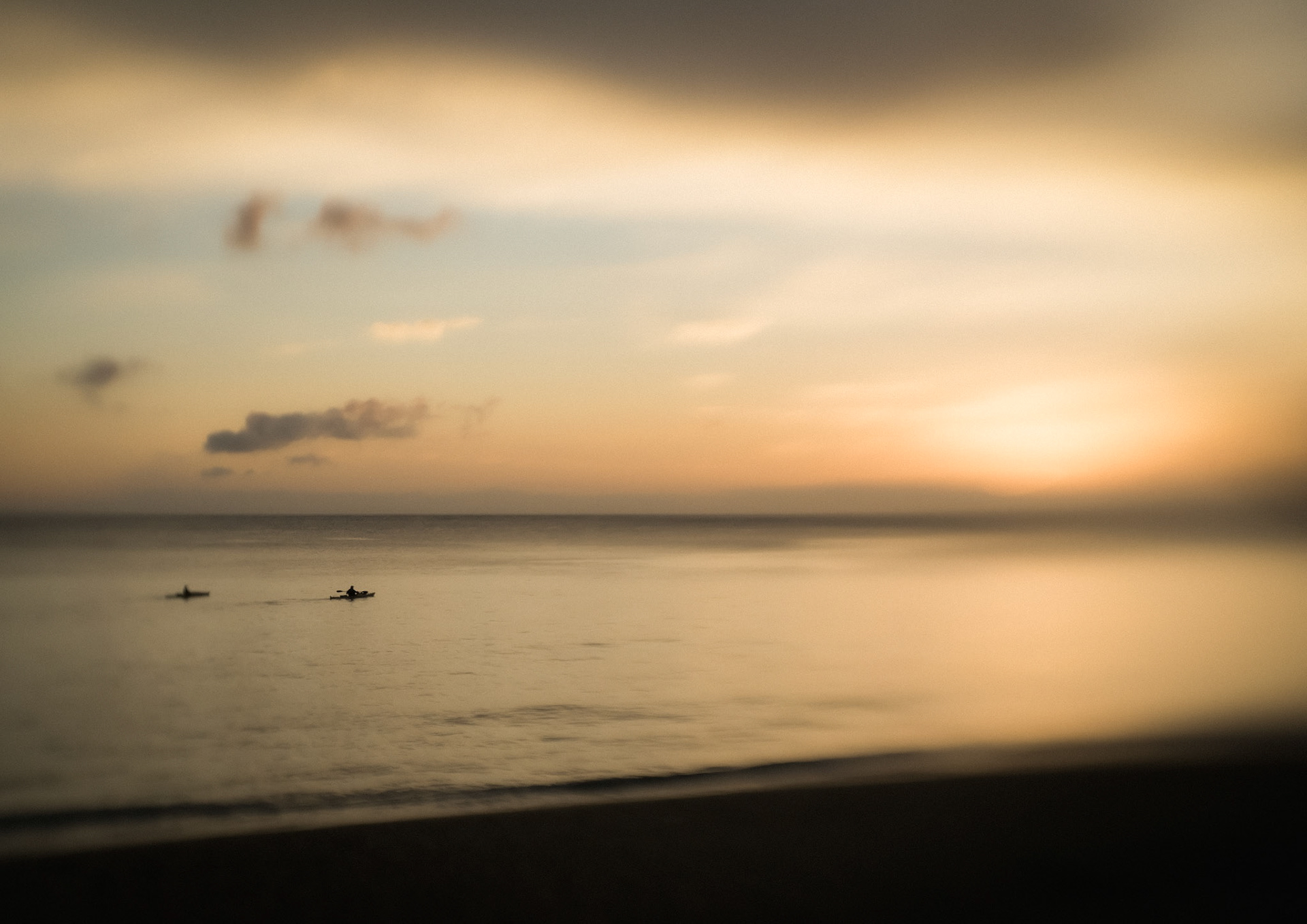 Early Kayak in Mutton Cove