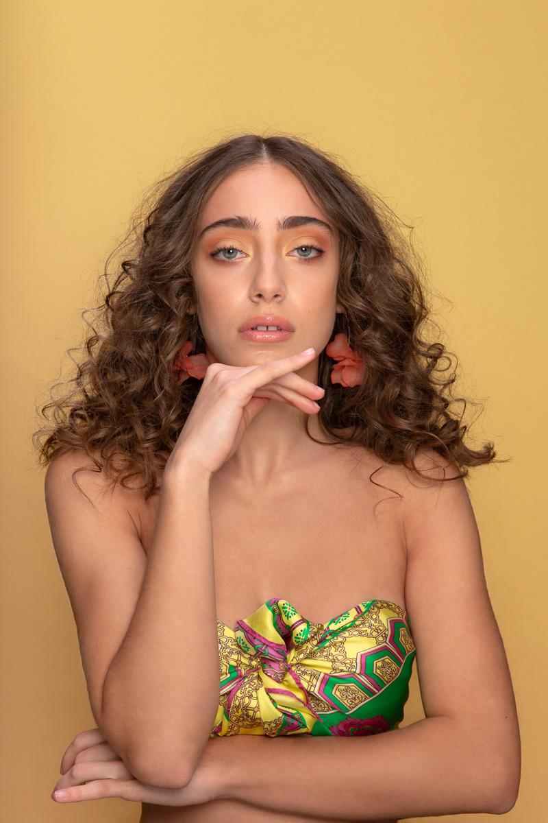 Gia Guido (Next Canada). Photography by Nabil Shash. Makeup by Farrah Bartal. Hair by Andrew Wu.