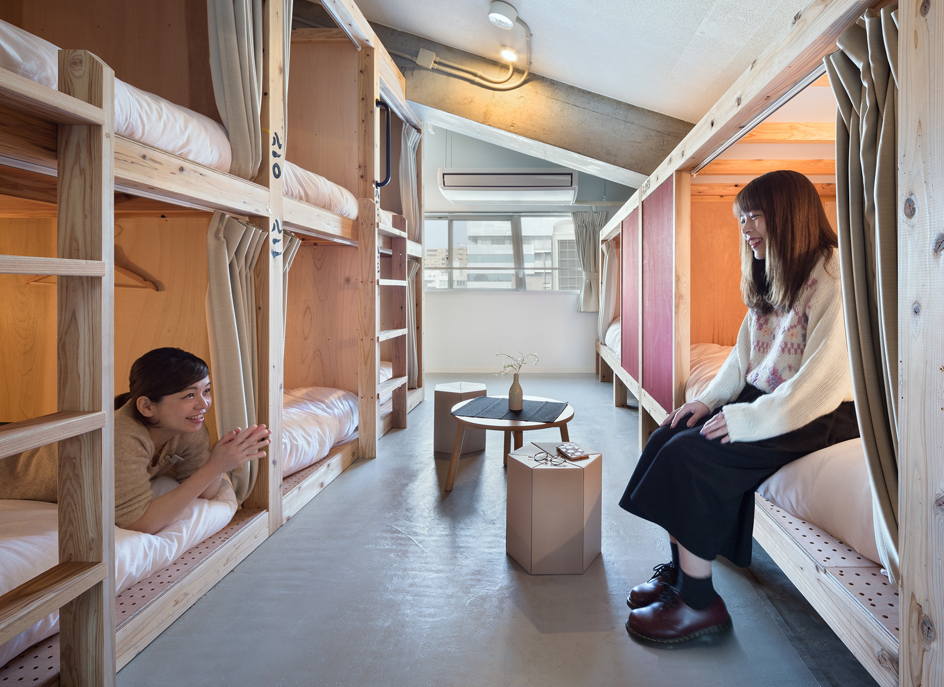 Common de - Hostel ＆ Bar -