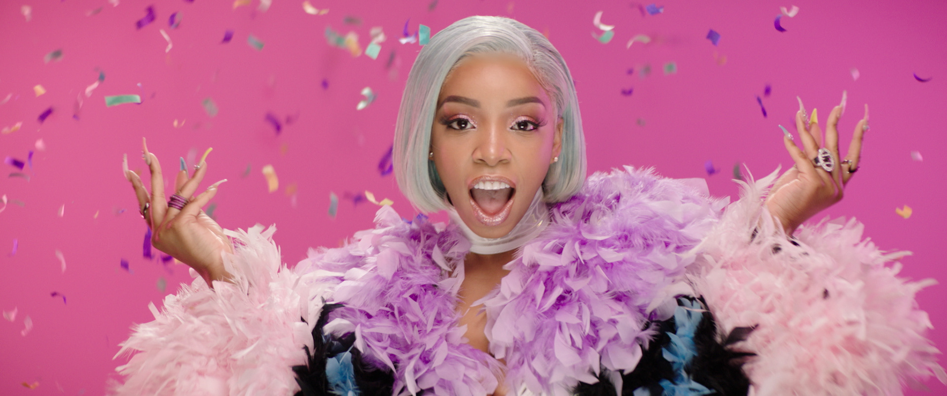 Leighton Pope LightSkinKeisha’s “Treadmill” Music Video