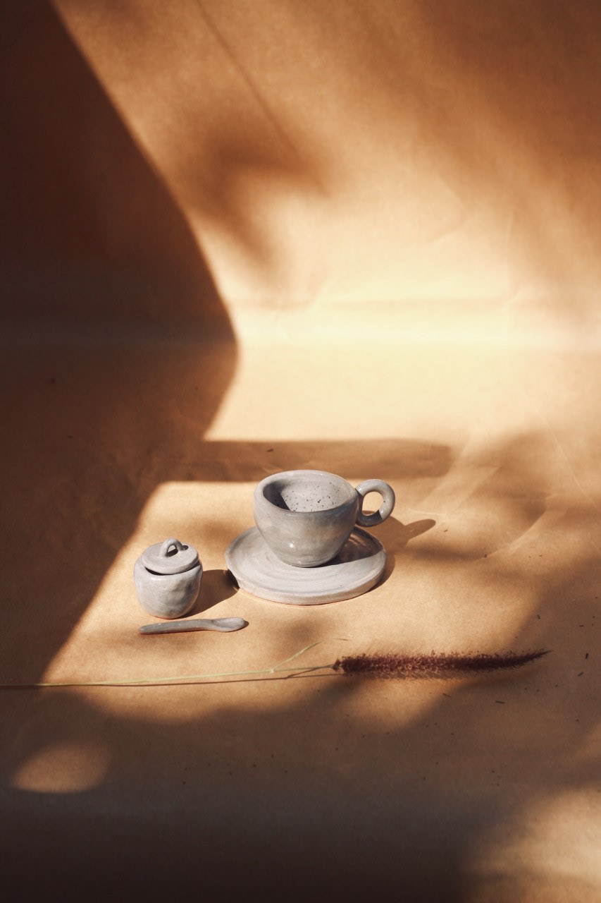 Conjuntinho de café individual, queimado em baixa temperatura (1000 graus celsius)