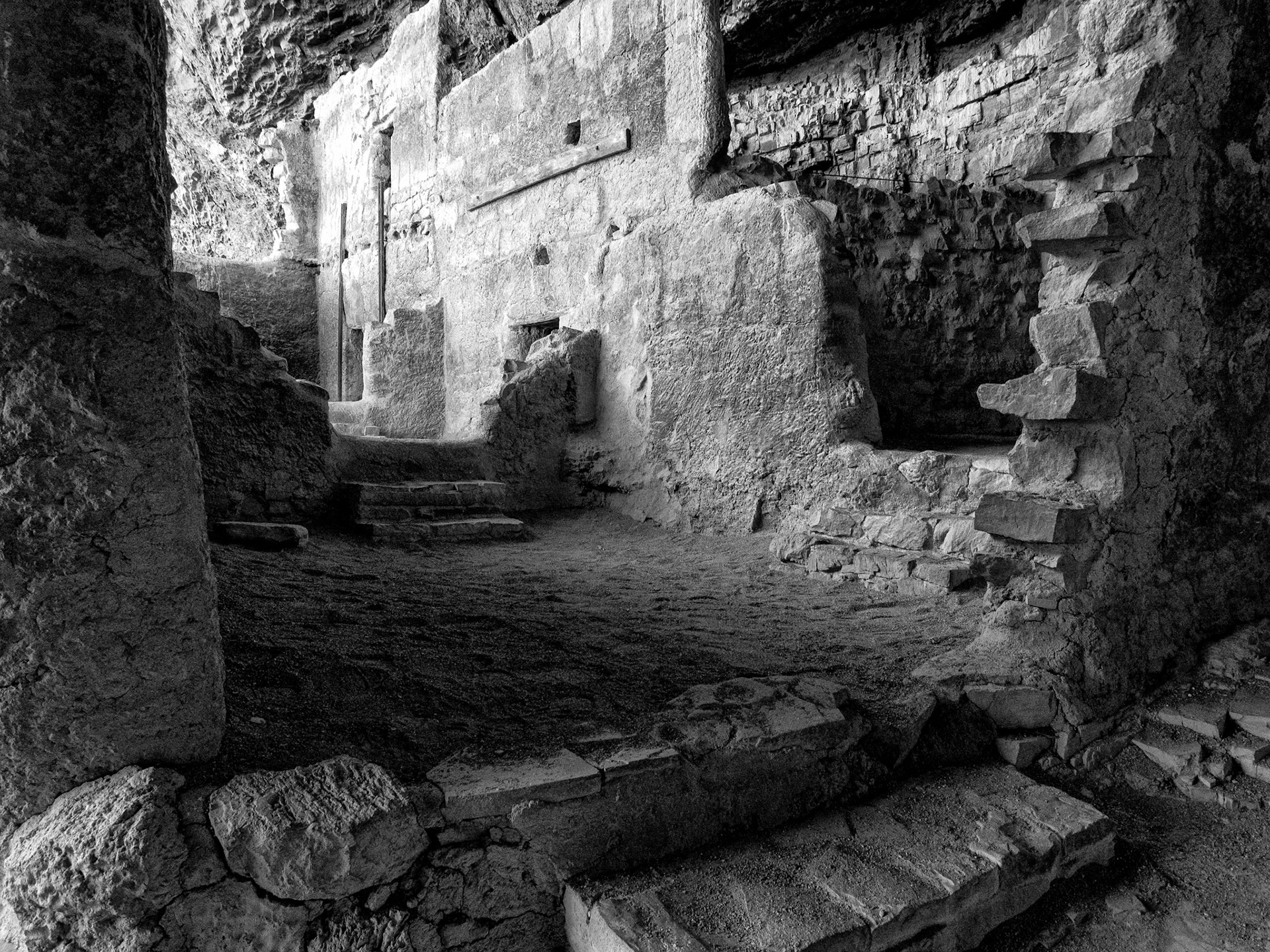 Black & White 00179