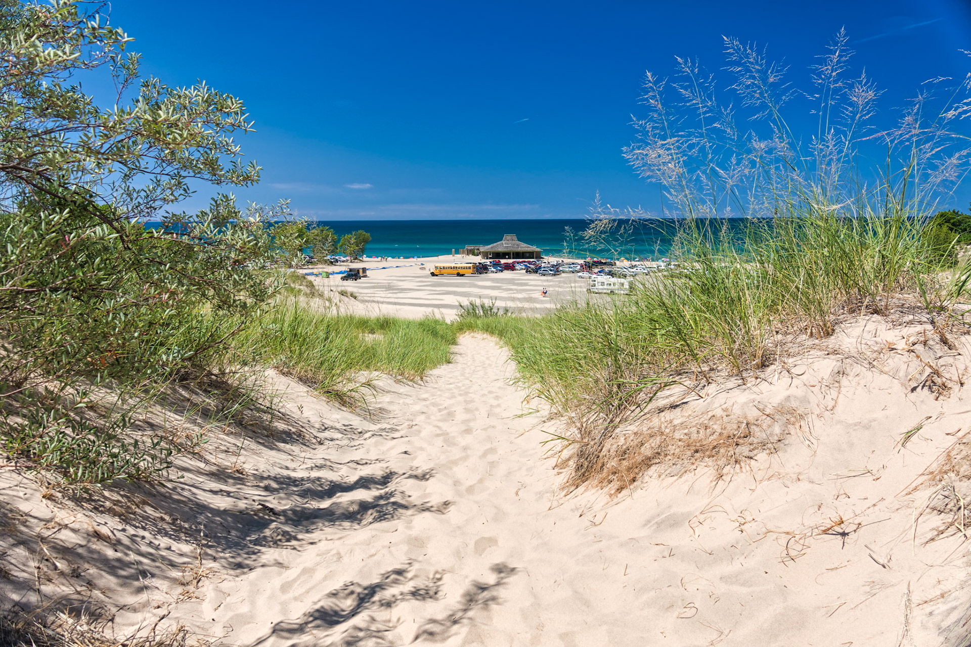 MI Dunes 00053