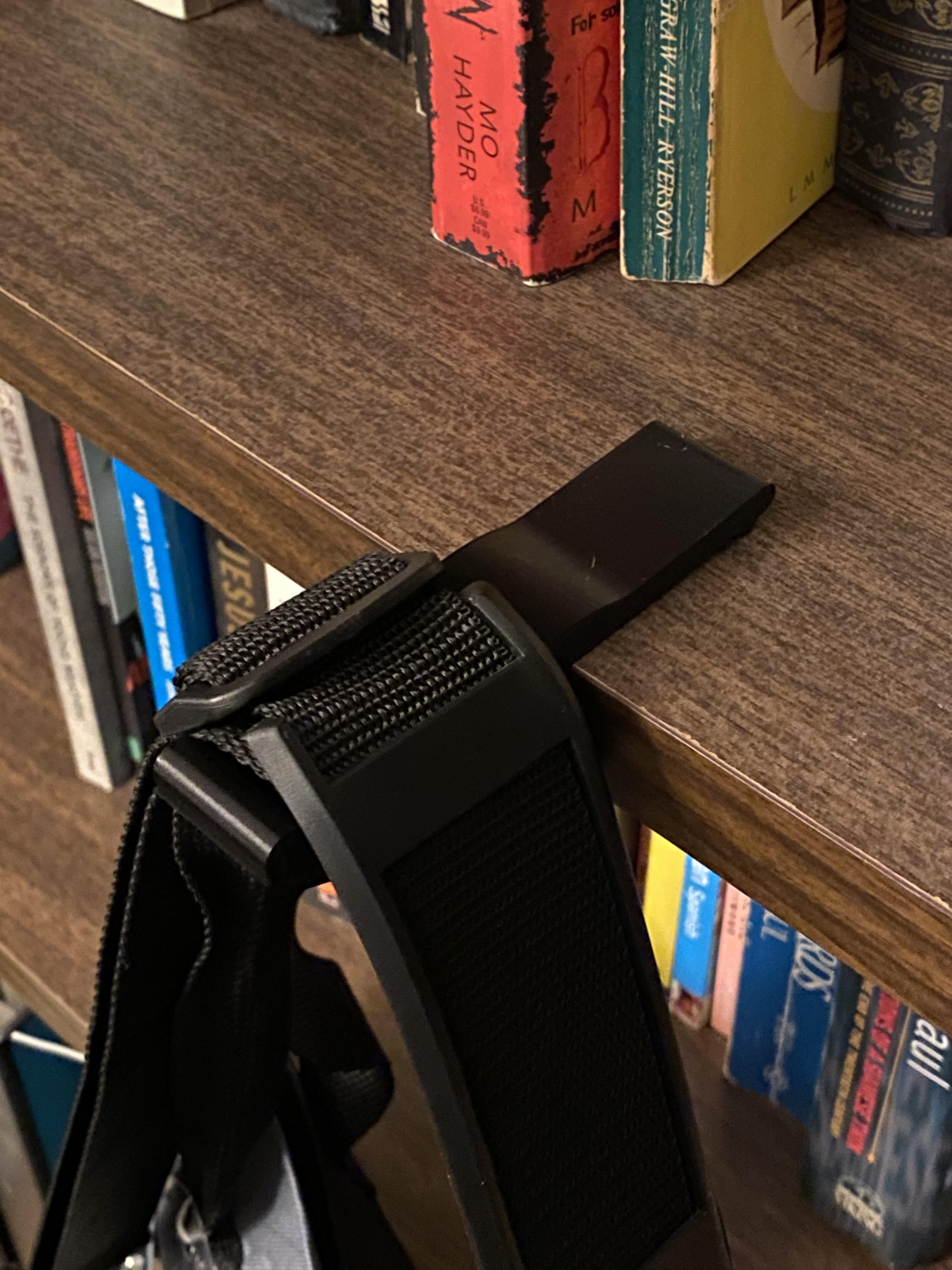 Bookshelf hanger