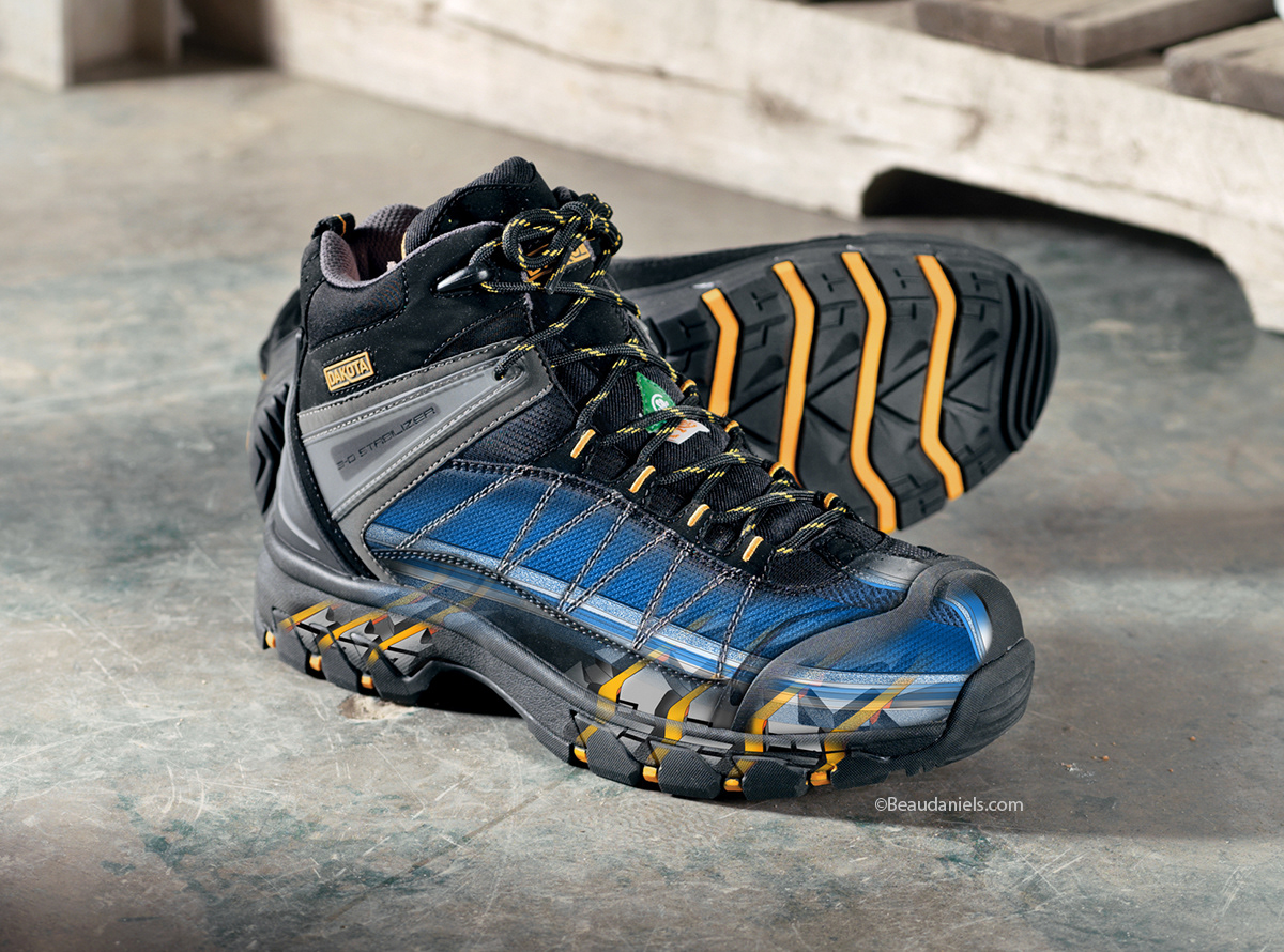 Dakota ghosted boot, technical illustration.